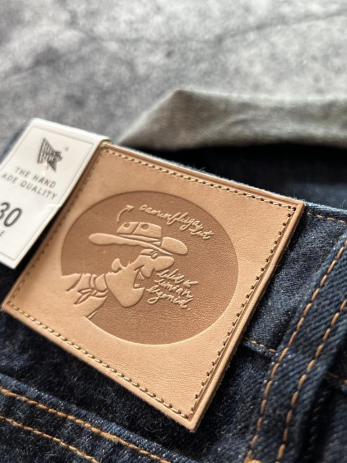 Jean en denim droit slim rétro - Levis Jeans 501 avis et prix